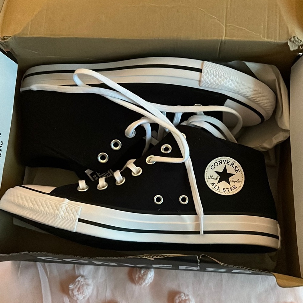 Converse Madison Mid Black/White Women 9.5